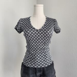 90s A. Byer Black White Floral Stretch Mesh V-Neck Fitted T-Shirt Top XS/S